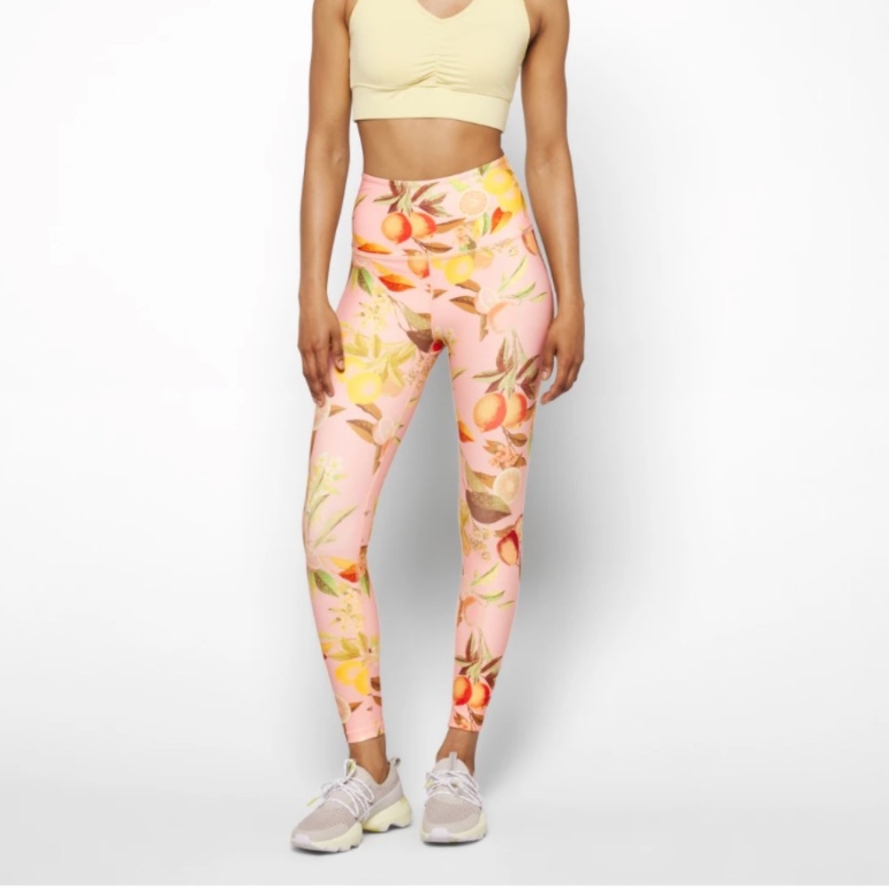 Beyond Yoga NWT Gabriella print high waist leggings